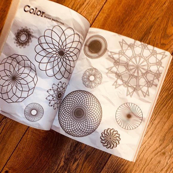 Doodles of fun book - Picture 4 of 6